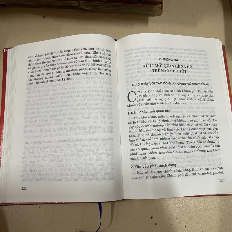 Bí Quyết Kinh Doanh - Con Đường Dẫn Đến Thành Công Của Các Doanh Nhân & Doanh Nghiệp (c43) 999426