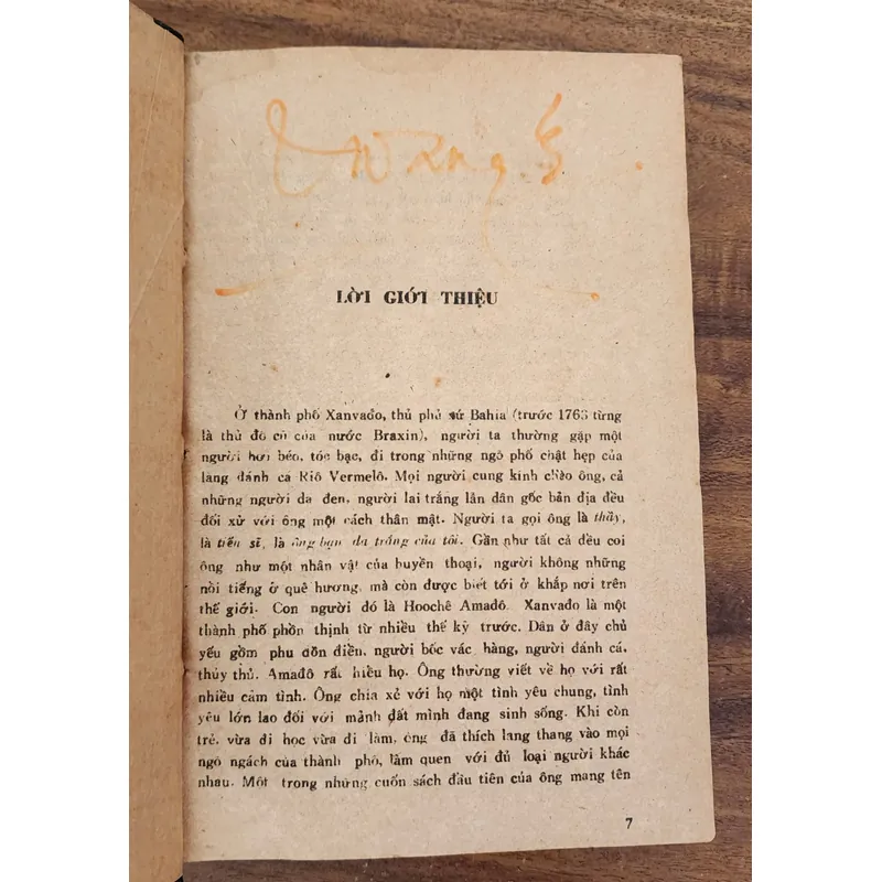 Tác phẩm VH Brazil MIỀN ĐẤT QUẢ VÀNG (nhà văn Jorge Amado) 735463