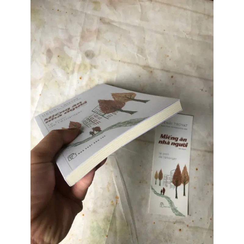 Miếng Ăn Nhà Người - Henri Troyat 800983