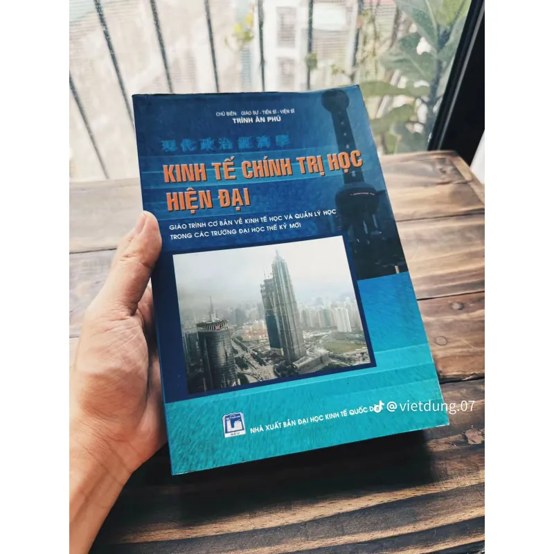 Sách kinh tế chính trị học hiện đại 758888