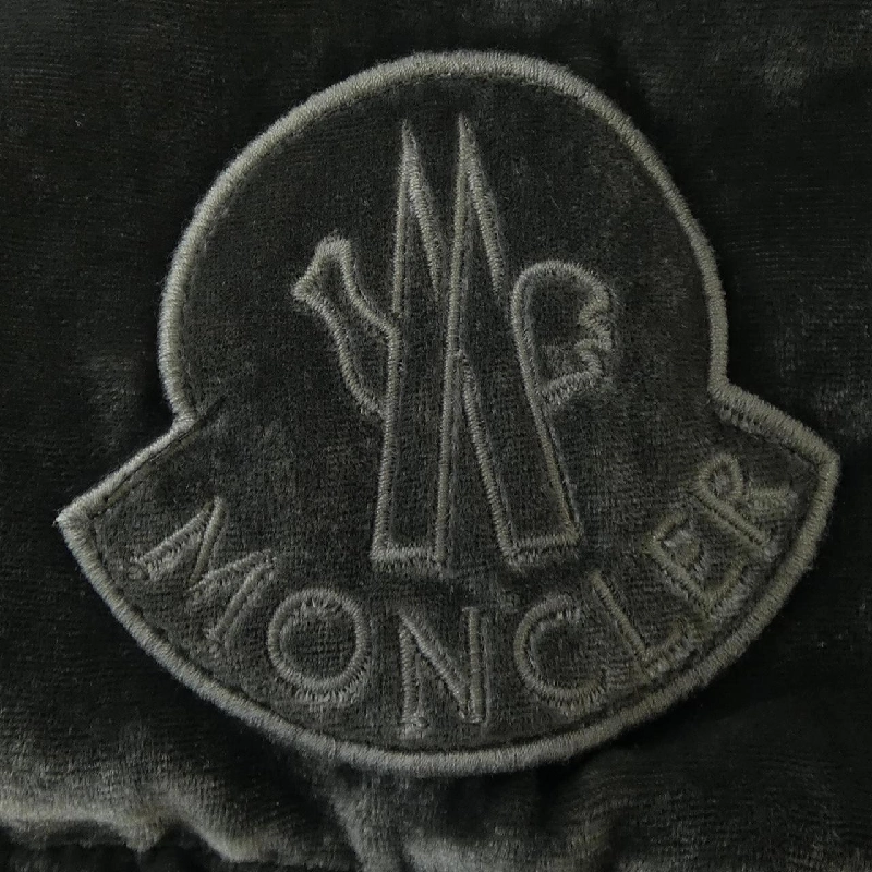 Áo khoác lông vũ MONCLER 640231
