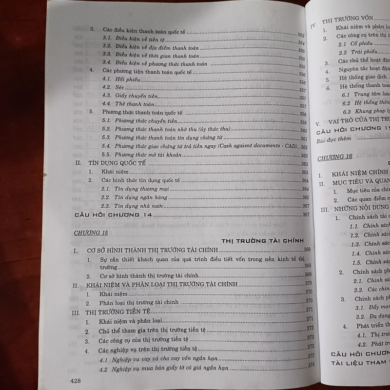 Nhập môn Tài chính - Tiền tệ - PGS.TS. Sử Đình Thành & PGS.TS. Vũ Thị Minh Hằng 492678