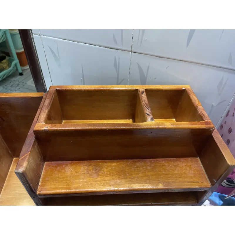 KỆ ĐỰNG SÁCH CHẤT LIỆU GỖ ĐỎ 1037853