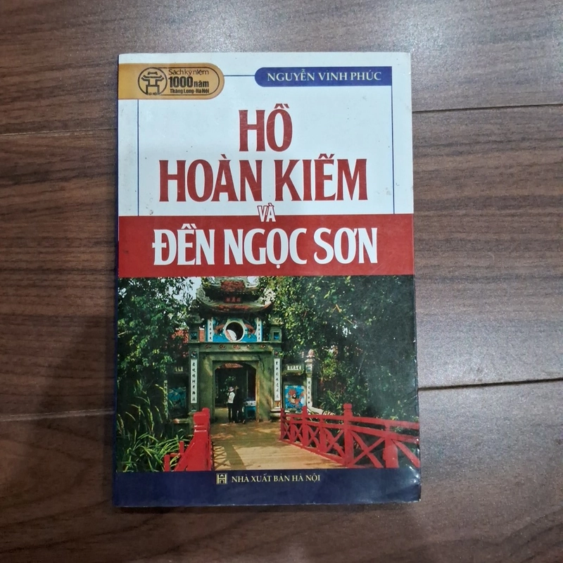 Hồ hoàn kiếm và đền ngọc sơn 516436