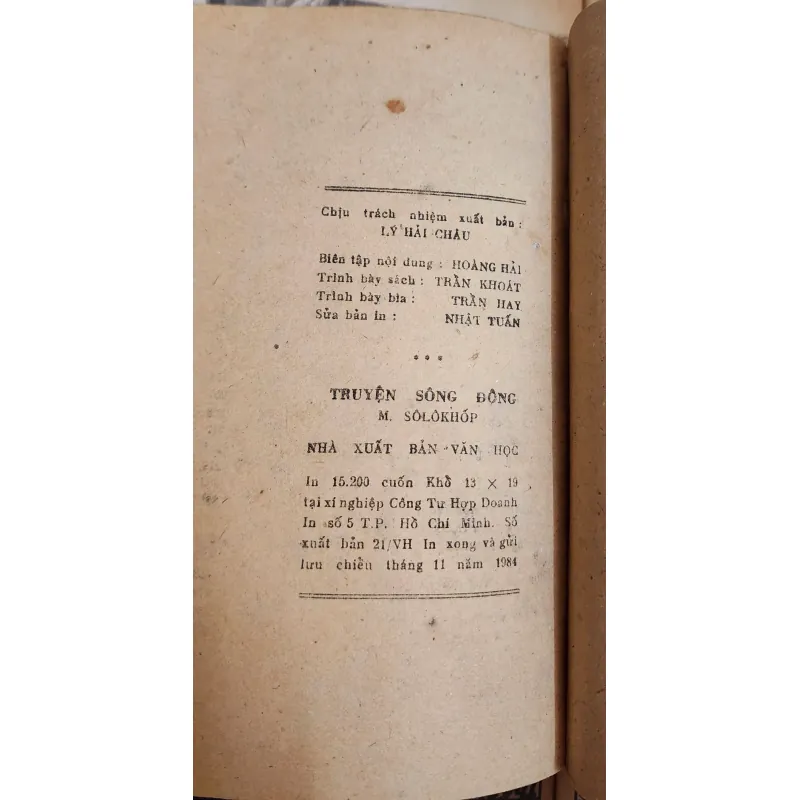 TRUYỆN SÔNG ĐÔNG - Mikhail A.  Sholokhov (Giải Nobel Văn Chương  758127