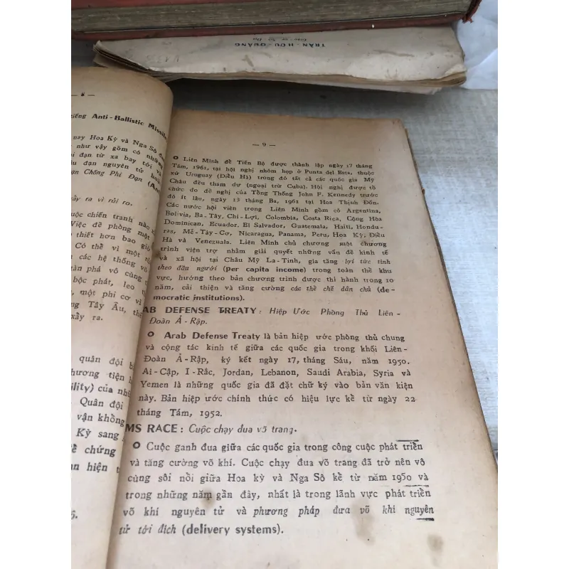 Danh từ và thành ngữ thông dụng báo chí Anh Mỹ 1001018