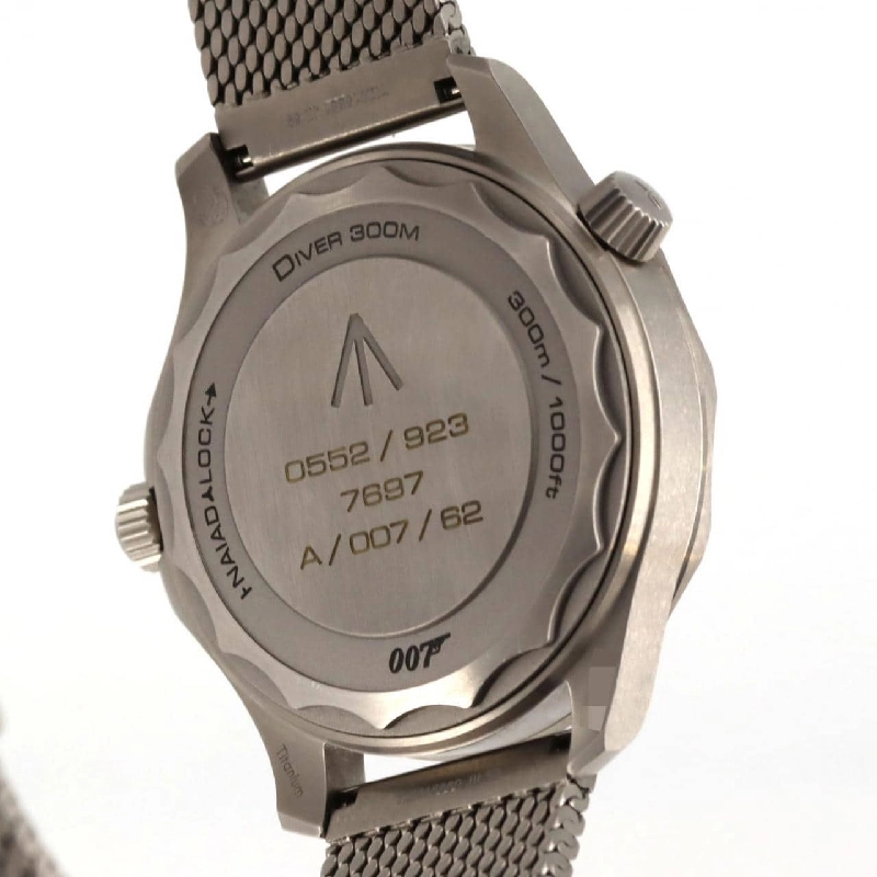 Đồng hồ Omega Seamaster Diver 300M 007 Edition TI 210.90.42.20.01.001 TI tự động - Hàng hiệu Chính hãng 881032