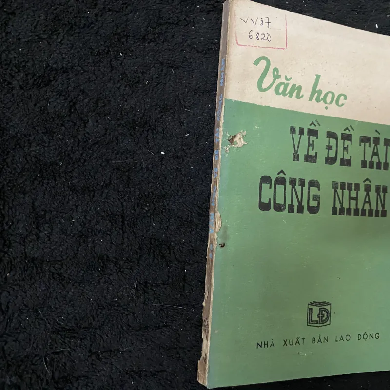 Văn học về đề tài công nhân 1003911