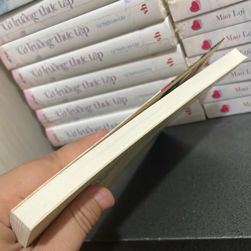 (tản văn) - Năm tháng mặt người - Nguyễn Quang Hưng 997389