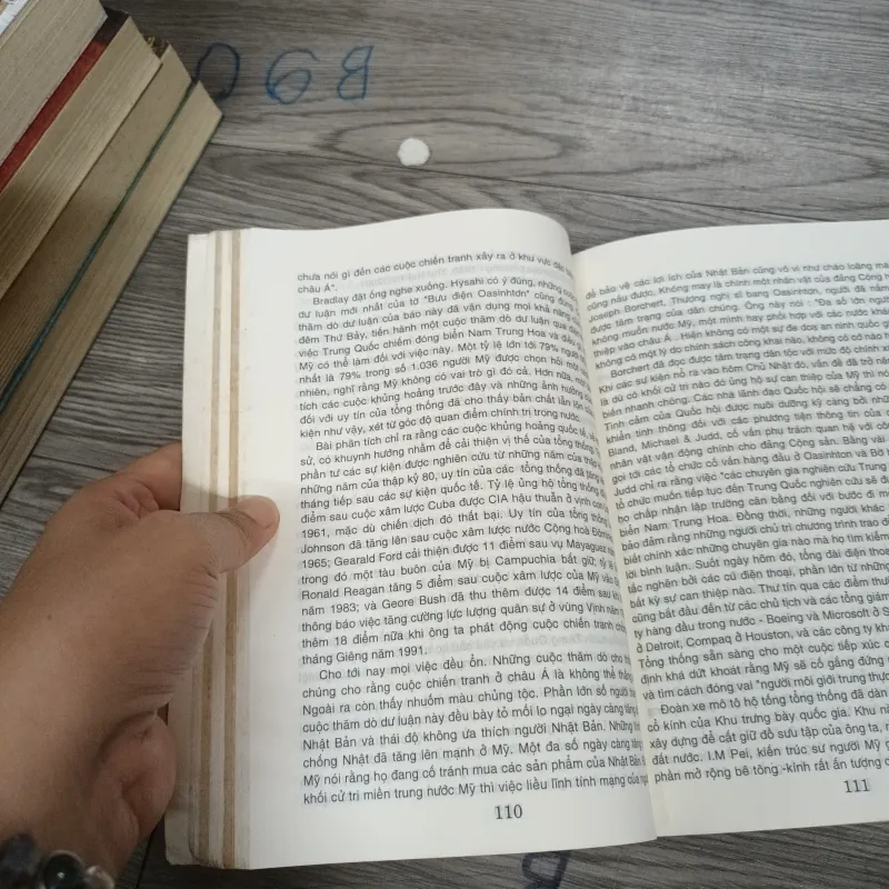 Cuộc Tấn Công Của Con Rồng cuộc chiến tranh nghìn năm- Humphrey Hawksley & Simon Holberton 1024039