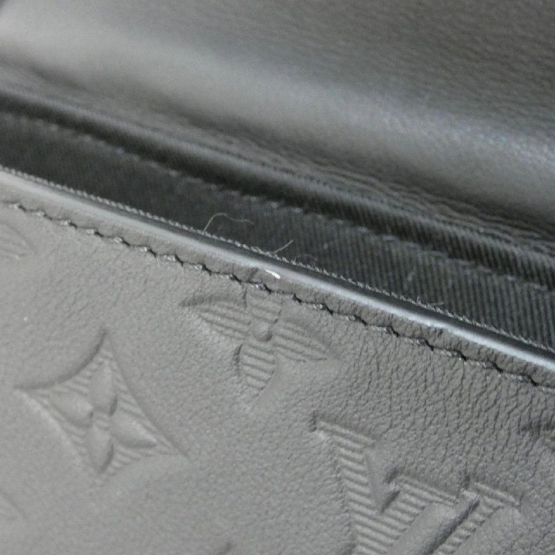 Túi đeo vai Louis Vuitton Monogram Shadow Pulse Wearable Wallet M12636 - Hàng hiệu Authentic 767562