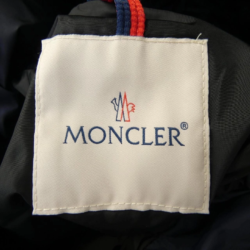 Áo khoác lông vũ MONCLER 642354