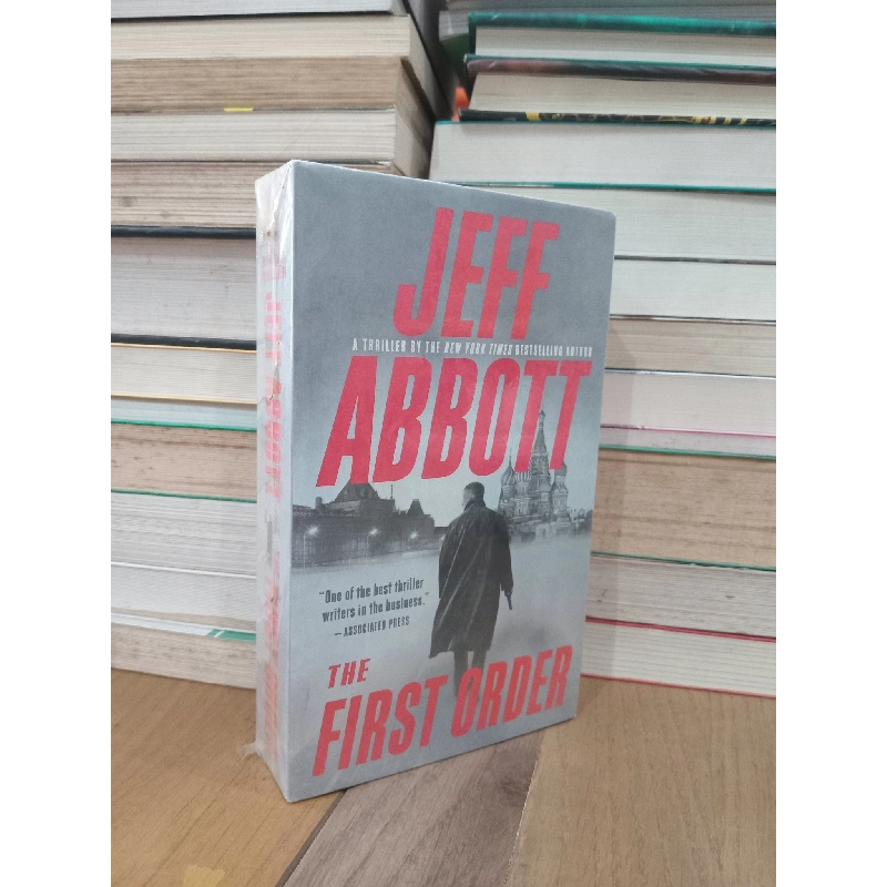 The first order - Jeff Abbott 740547
