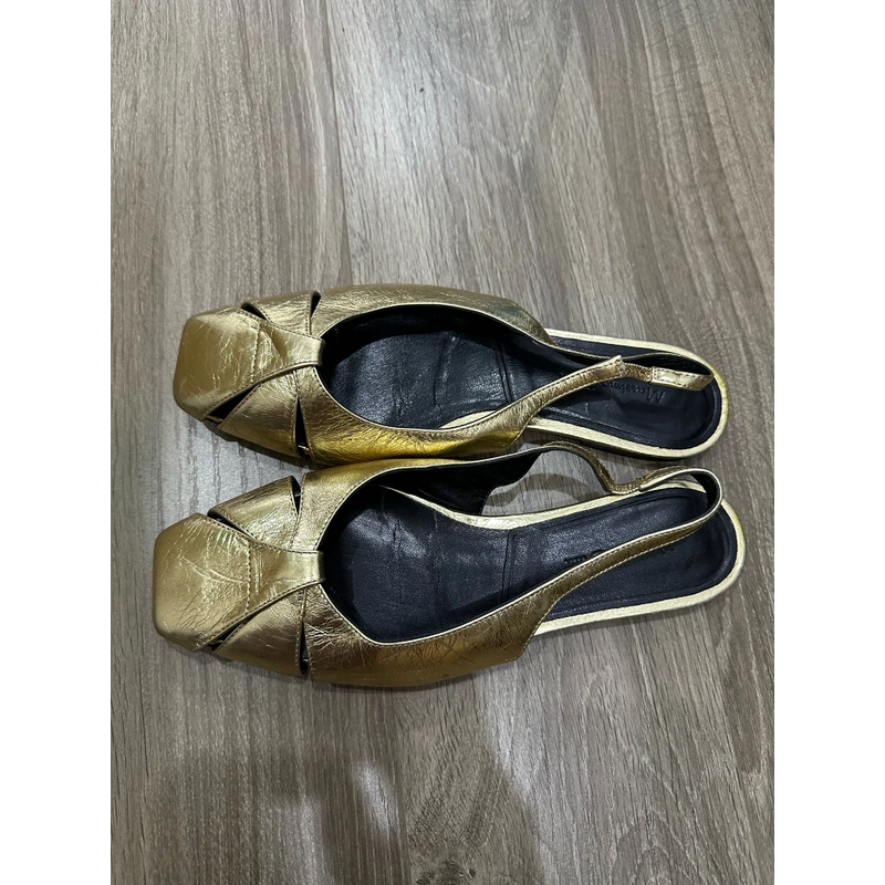 Giầy bệt hiệu 522524