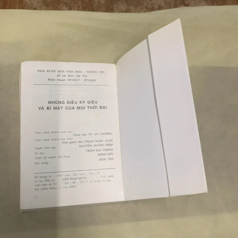 NHỮNG ĐIỀU KỲ DIỆU VÀ BÍ MẬT CỦA MỌI THỜI ĐẠI 740008