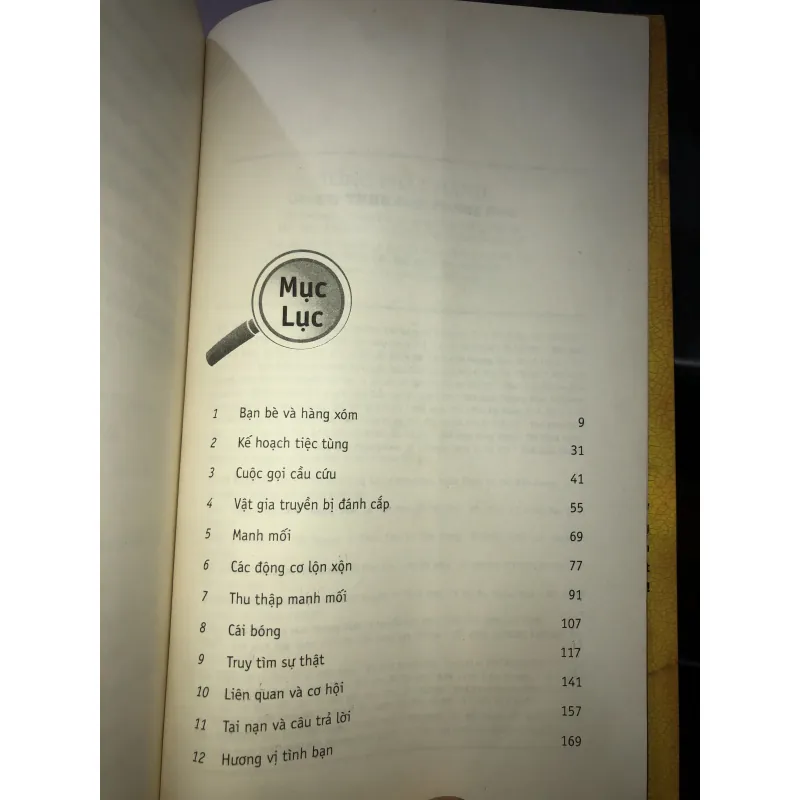 Nữ thám tử Nancy Drew không dấu vết - Carolyn Keene 1021385