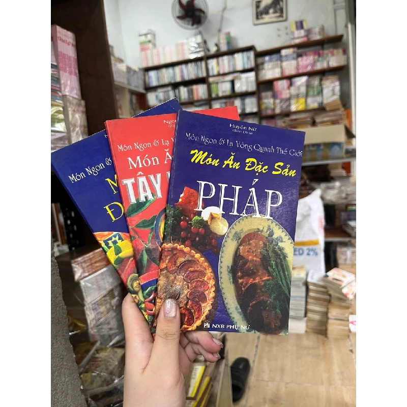 Món ngon và lạ vòng quanh thế giới - Ngọc Hân 999699