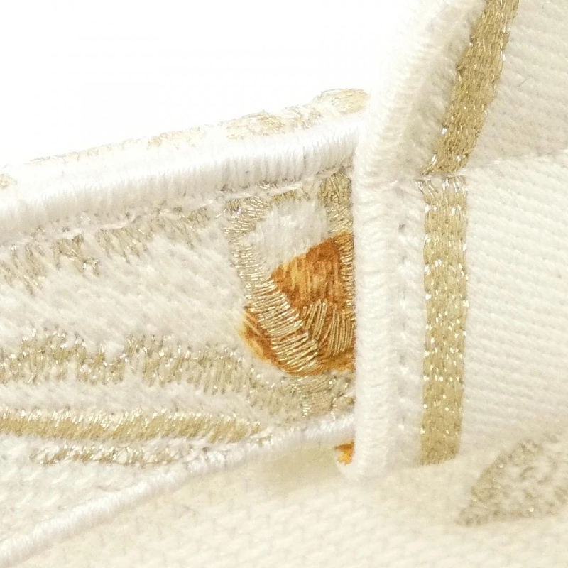 Túi xách Christian Dior GRADIENT BUTTERFLY Panier Chapeau M1328CECH - Hàng hiệu Chính hãng 764985