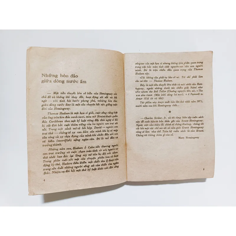 Những Hòn Đảo Giữa Dòng Nước Ấm - Ernest Hemingway 736246