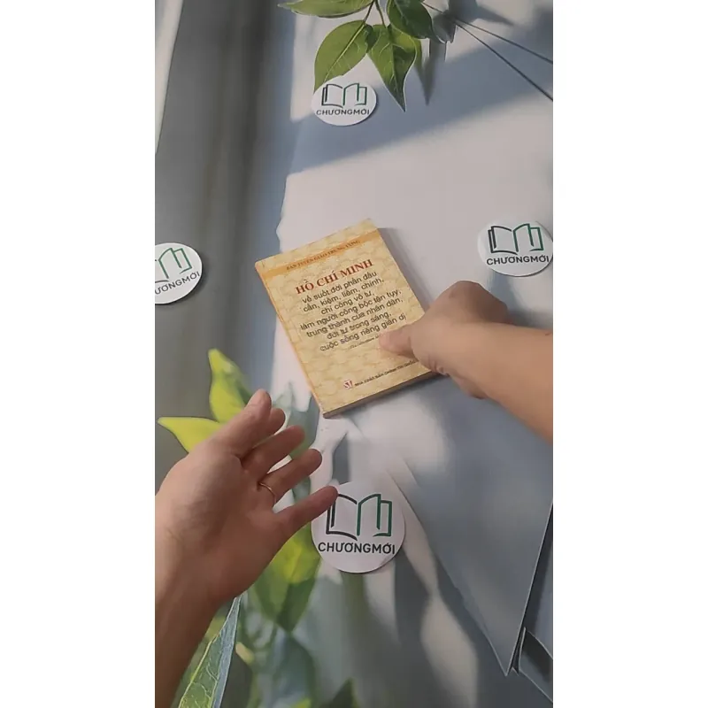 Hồ Chí Minh Về Suốt Đời Phấn Đấu Cần, Kiệm, Liêm, Chính, Chí Công Vô Tư 928486