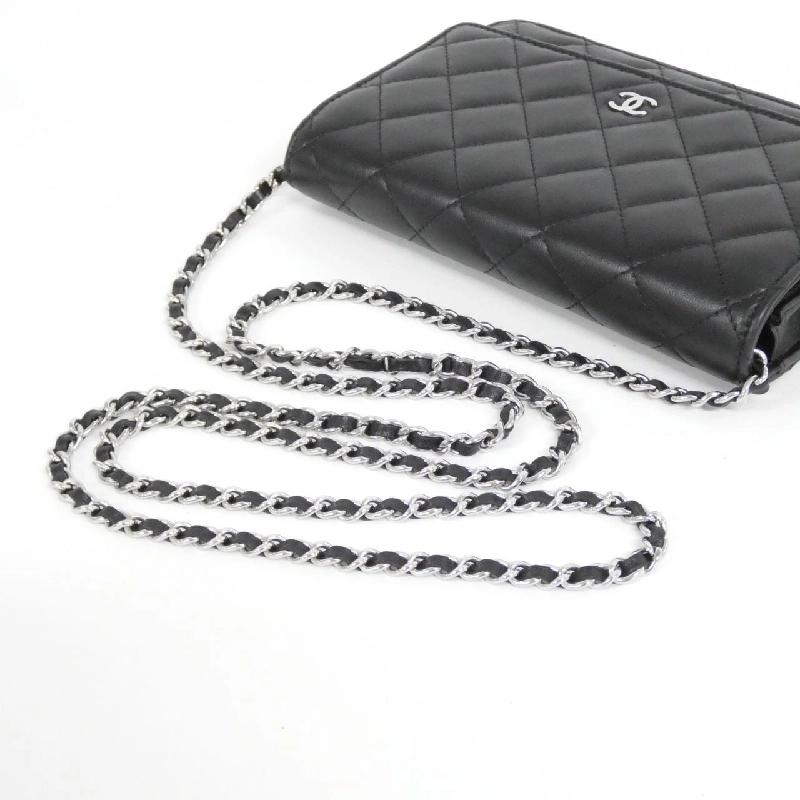 Ví dây chuyền Chanel Timeless Classic Line AP0250 620636