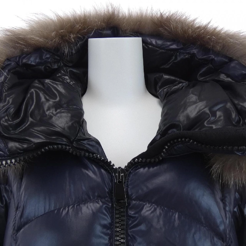 MONCLER ALBIZIA Áo khoác lông - Hàng hiệu Chính hãng 818487