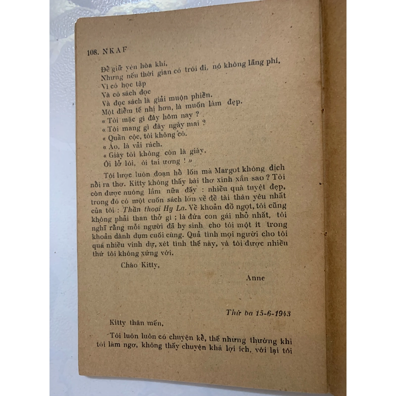 Nhật ký Anne Frank phiên bản năm 1987 sách cổ giá trị sưu tầm 464479