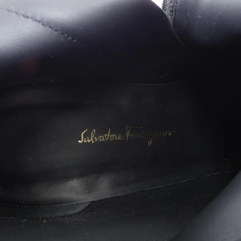 【Khuyến mãi】Giày boot Salvatore Ferragamo 663665