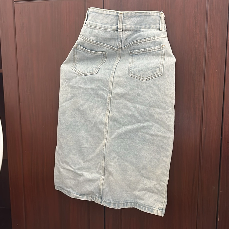 Chân váy jean có xẻ 500160