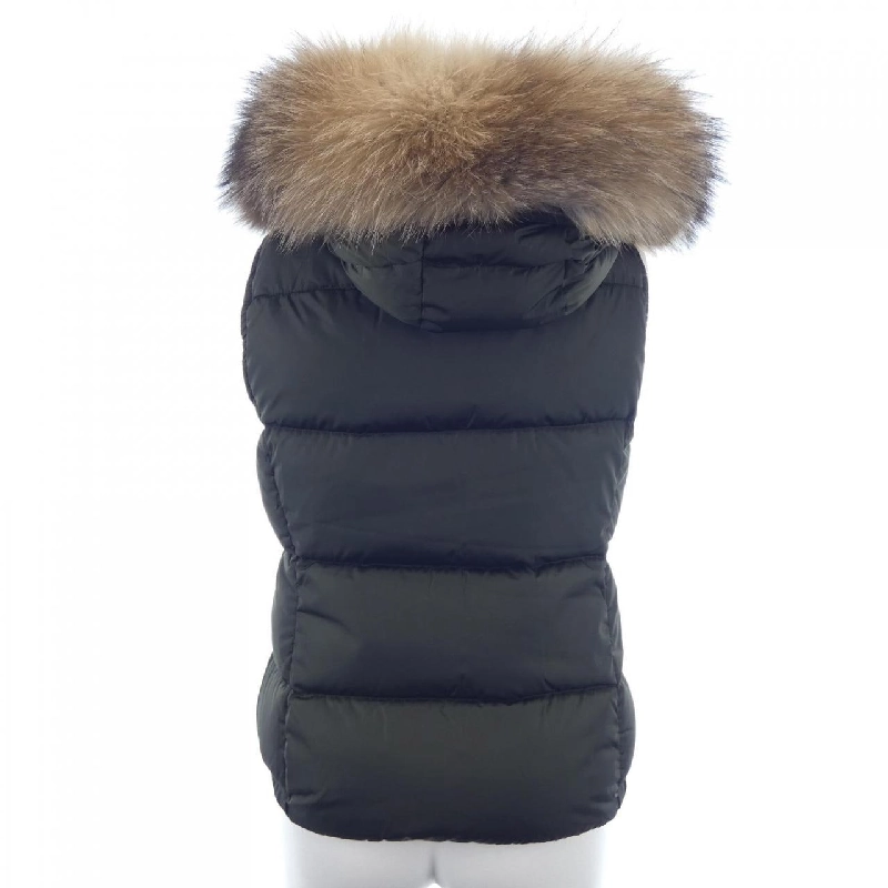 Áo gile MONCLER 637447