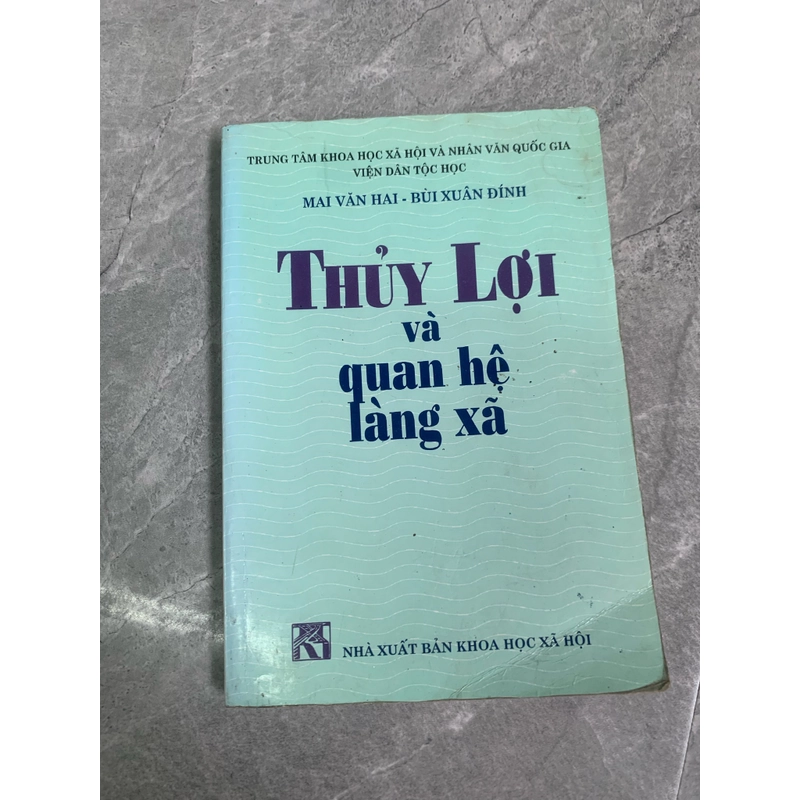 Thuỷ lợi và quan hệ làng xã  276338