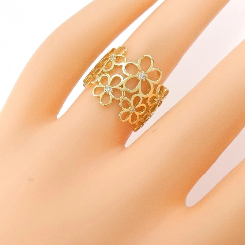 Nhẫn kim cương hoa K18YG 0.06CT 672642