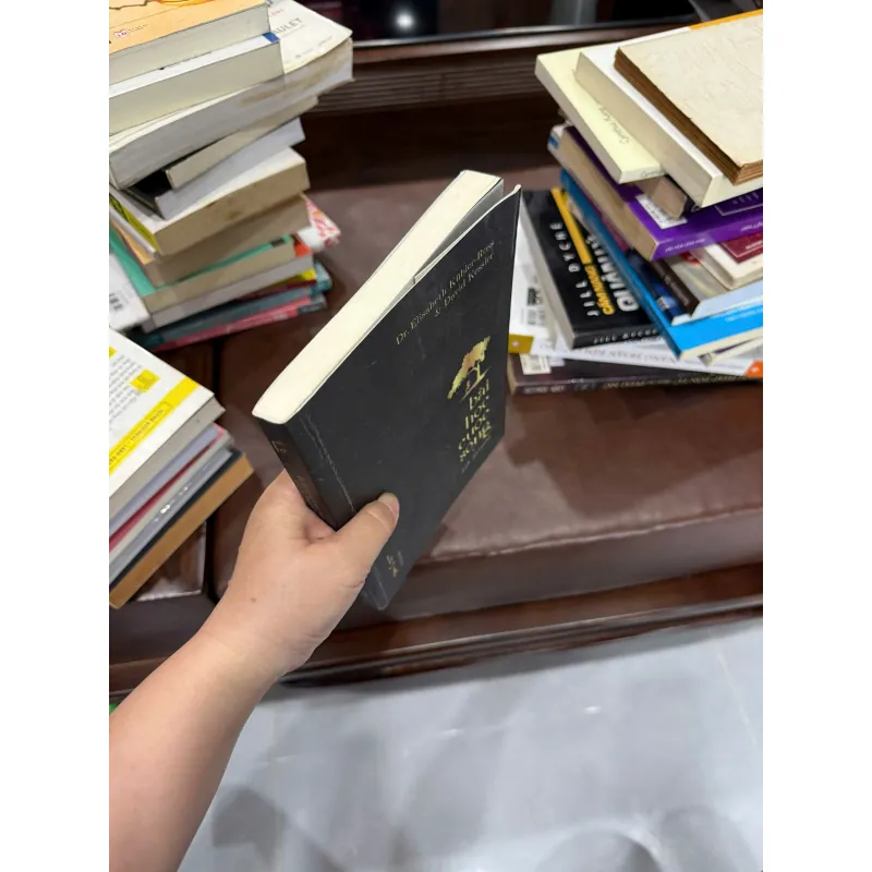 Bài Học Cuộc Sống (Life Lessons) - K4 1020942