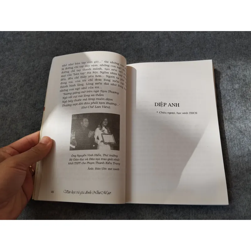 CUỘC ĐỜI MÃI CÓ MỜ PHAI. VĂN HỌC VÀ GIA ĐÌNH NHƯ MẠO 720732