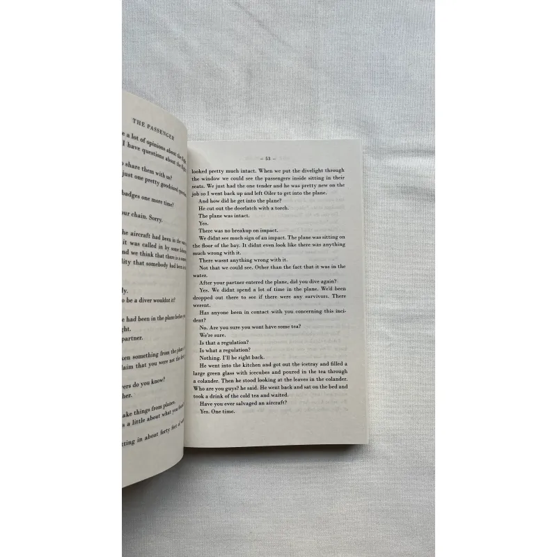 The Passenger - Cormac McCarthy 999281