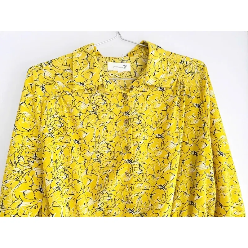 MỚI 98%***IVY MODA* ÁO SƠ MI CROPTOP DÀI TAY* CHẤT ĐẸP, MÁT, MỚI 90%* TẶNG QUÀ 0Đ FS 588222