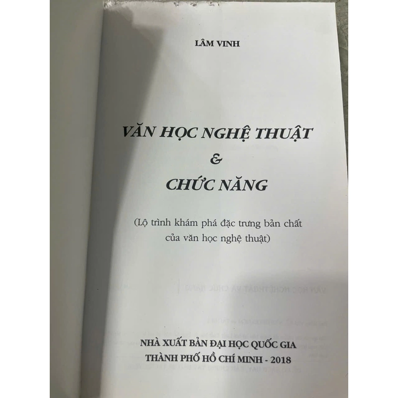VĂN HỌC NGHỆ THUẬT VÀ CHỨC NĂNG 537949