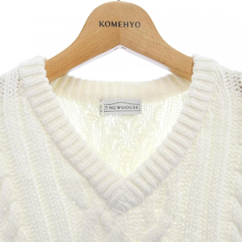 The Newhouse - Áo gile Hàng hiệu Authentic 823510