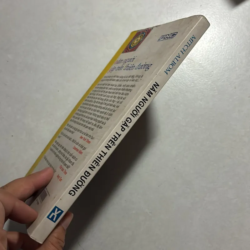 Năm người gặp nhau trên thiên đường - Mitch Albom 736589