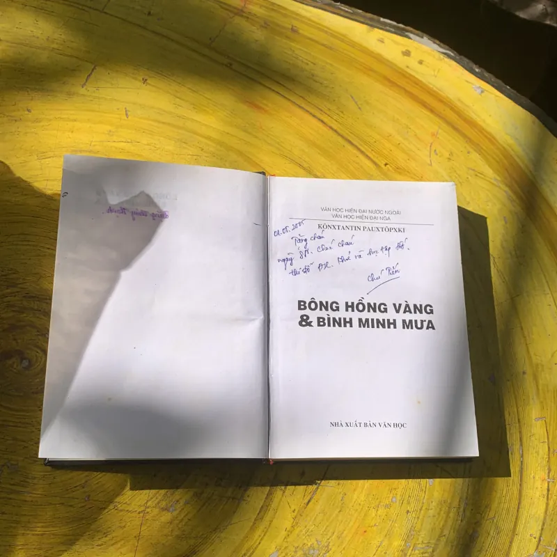 BÔNG HỒNG VÀNG & BÌNH MINH MƯA - K. PAUTOPXKI 783387