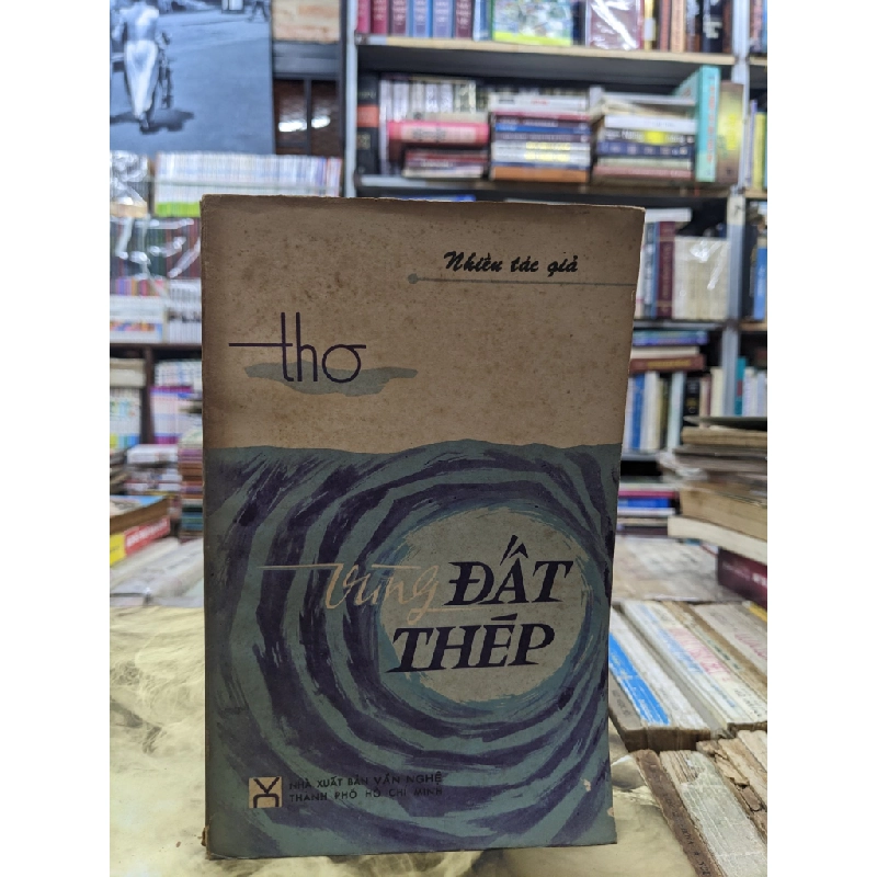 Thơ vùng đất thép - nhiều tác giả 124819