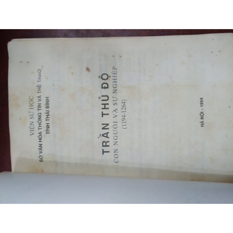 TRẦN THỦ ĐÔ CON NGƯỜI VÀ SỰ NGHIỆP 193428