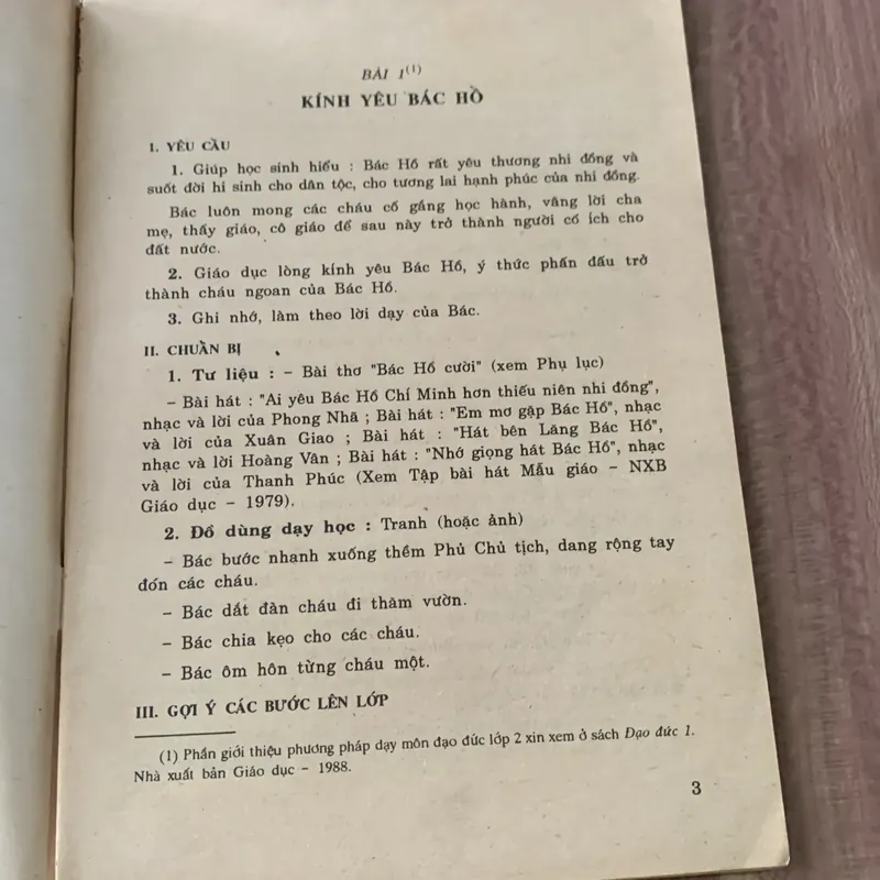 Đạo đức 2, sách giáo khoa  674645