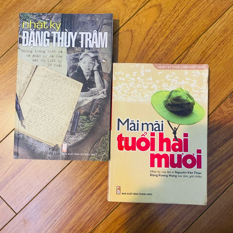 Combo: Mãi mãi tuổi 20 + Nhật Ký Đặng Thuỳ Trâm #TAKE 355686