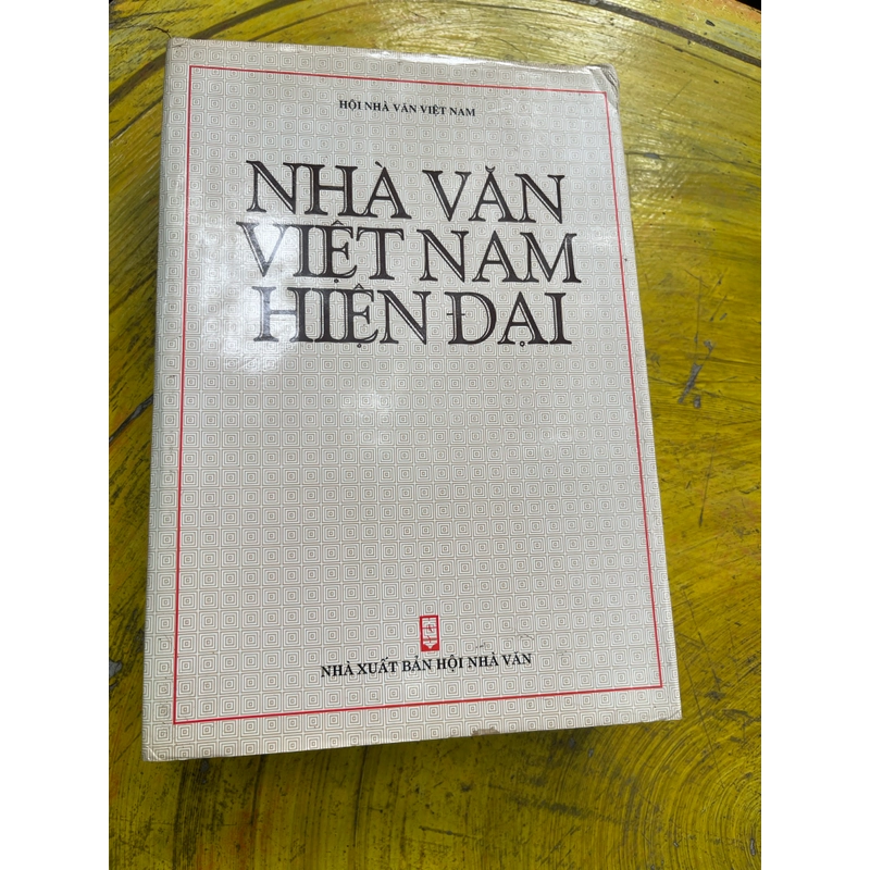 NHÀ VĂN VIỆT NAM HIỆN ĐẠI BÌA CỨNG 538766