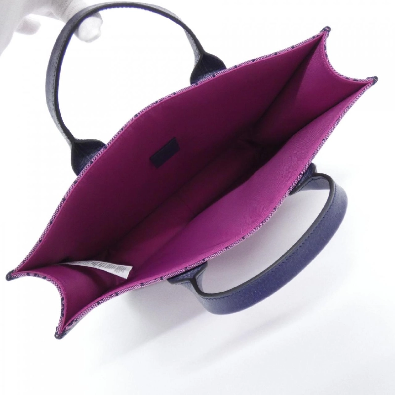 Túi xách trẻ em Gucci 550763 2UZA0 - Hàng hiệu chính hãng 770434