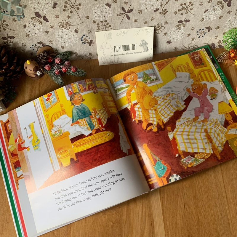 Sách tranh tiếng anh The Elf on the Shelf: A Christmas Tradition, Used, Bìa cứng, Khổ lớn 463594