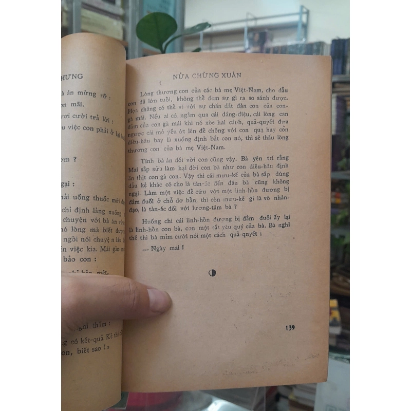 NỬA CHỪNG XUÂN - KHÁI HƯNG 443171