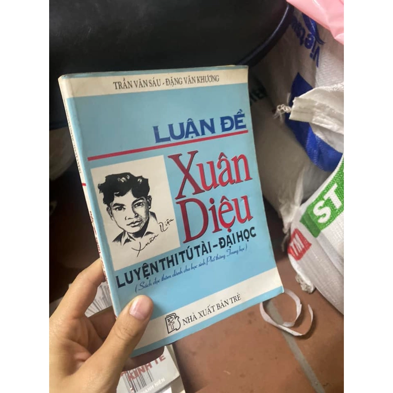 Sách Luận đề Xuân Diệu 313578