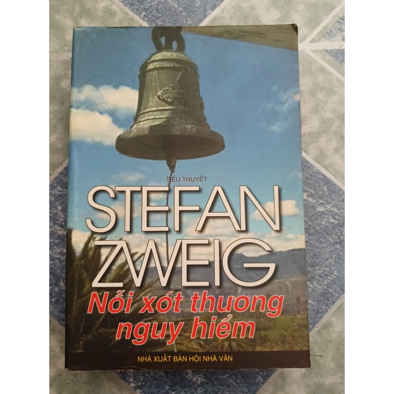 Nỗi xót thương nguy hiểm - Stefan Zweig 510056